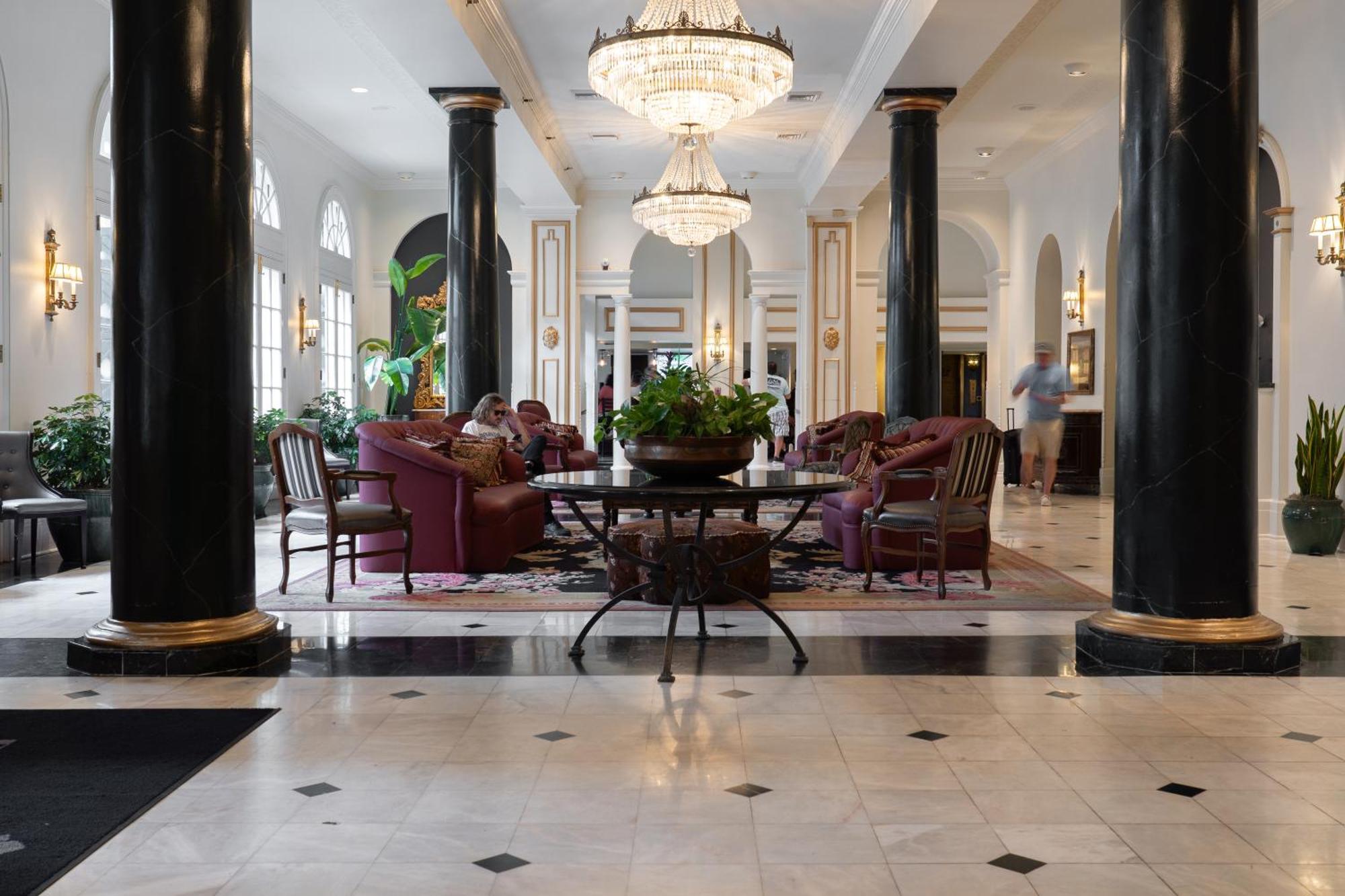 Bourbon Orleans Hotel New Orleans Esterno foto